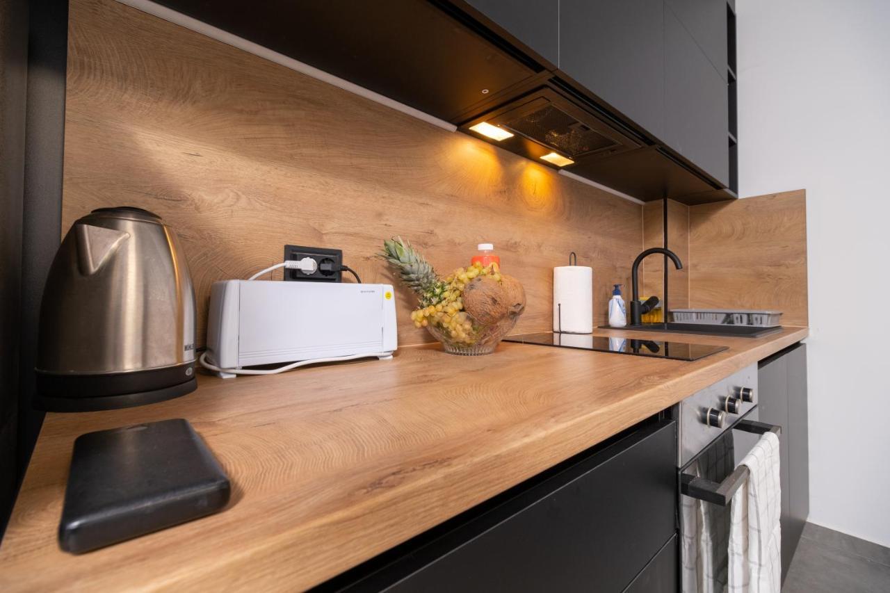 Chic 1Br Apartment With Balcony In Φιλιππούπολη Εξωτερικό φωτογραφία