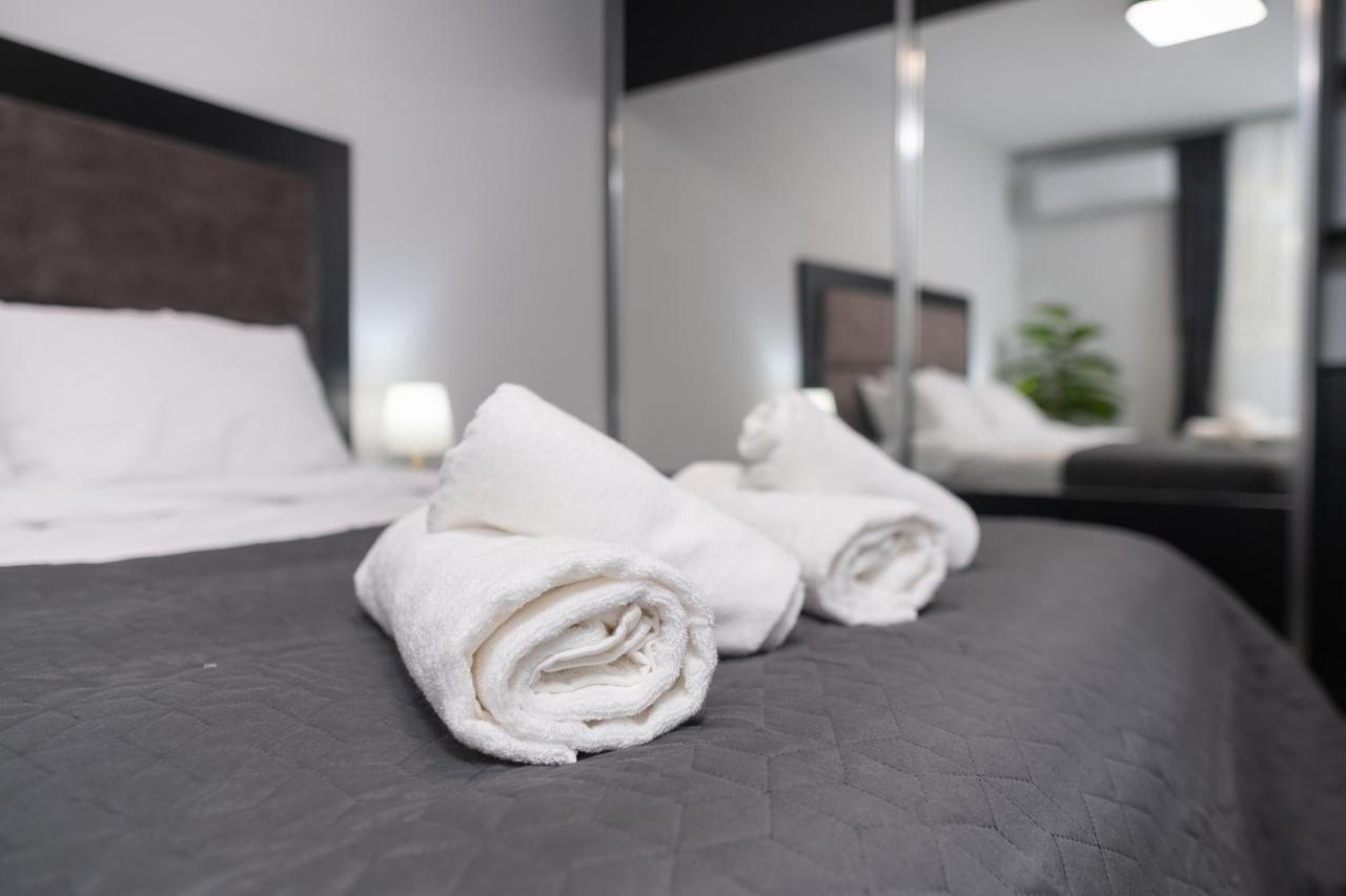 Chic 1Br Apartment With Balcony In Φιλιππούπολη Εξωτερικό φωτογραφία