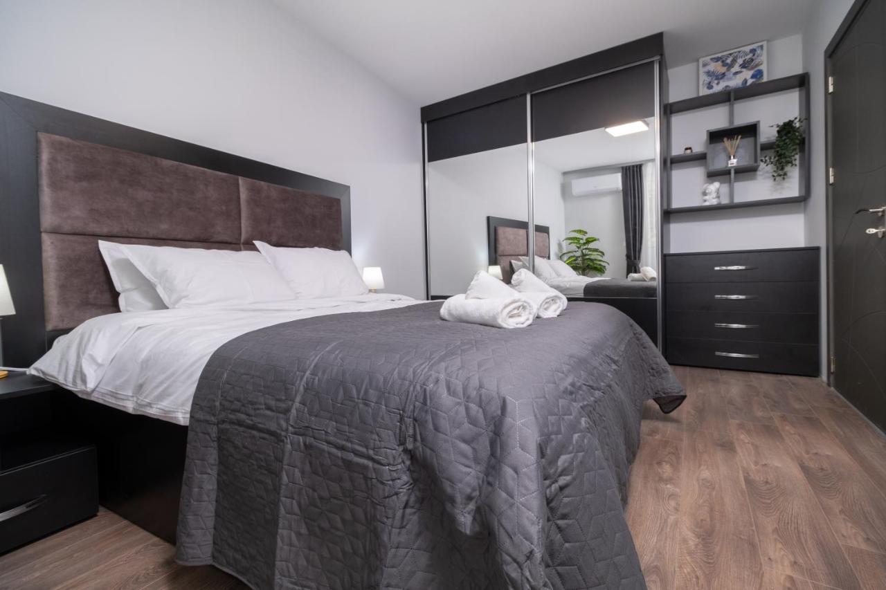 Chic 1Br Apartment With Balcony In Φιλιππούπολη Εξωτερικό φωτογραφία